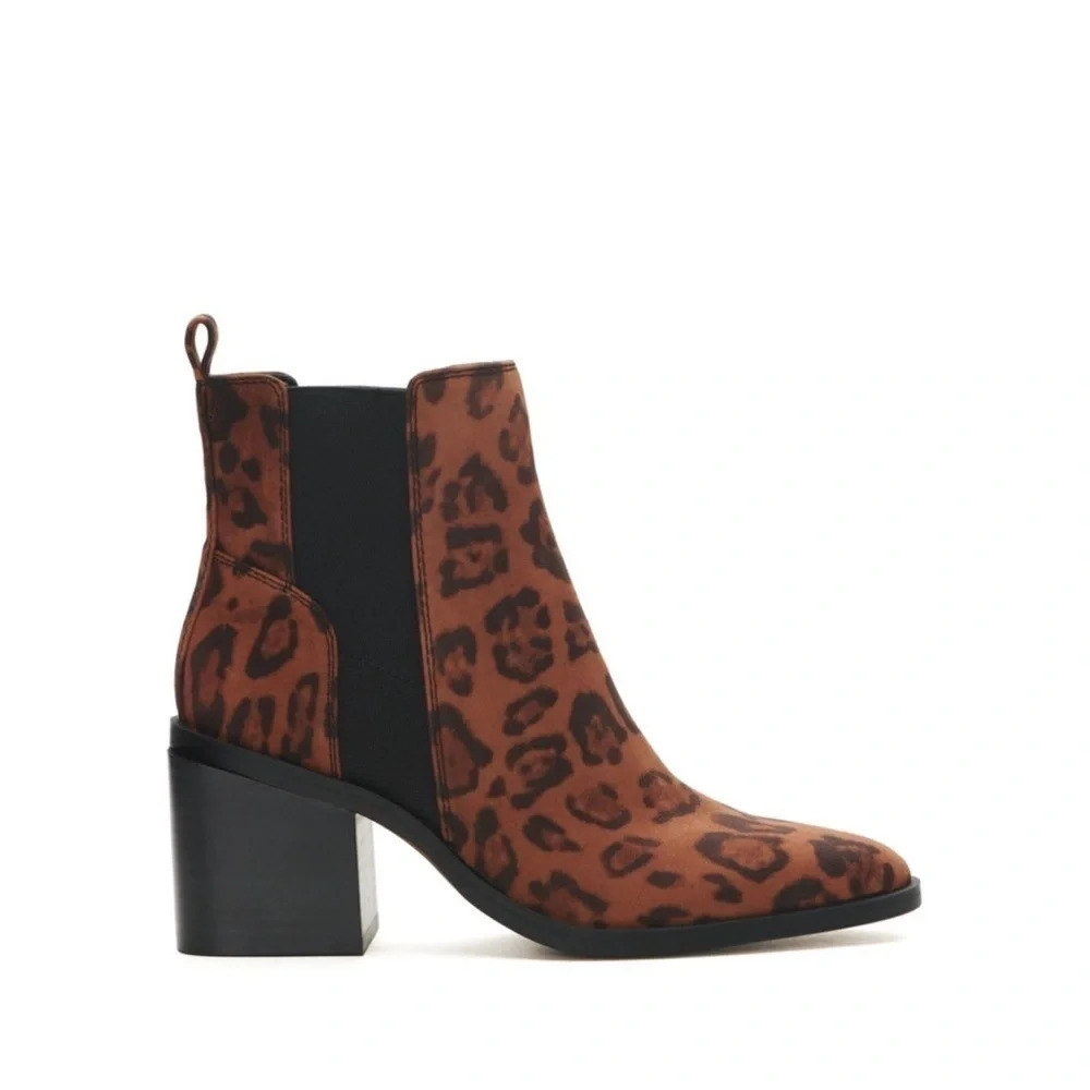 New Vince Camuto Kreshna Chelsea boot leopard print leather booties animal - Picture 2 of 12